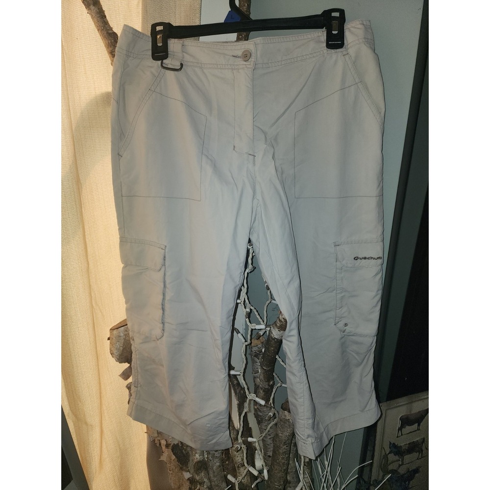 Womens QUECHUA Capri Cargo Hiking Fishing Outdoor Pants Beige SZ 8 Lightweight